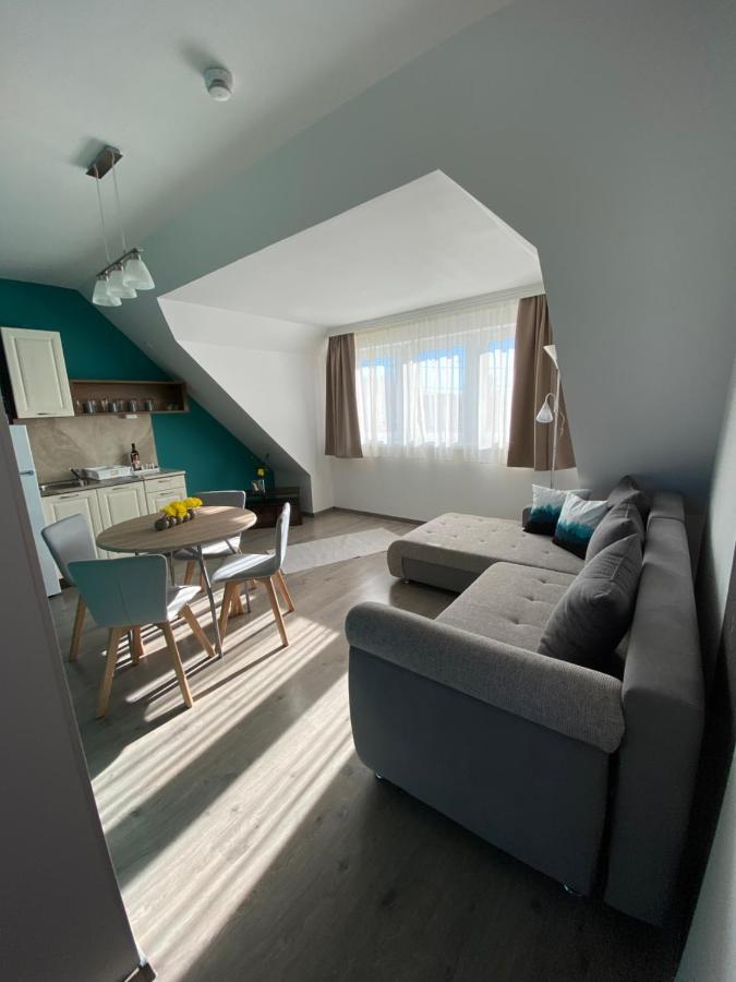 Platán Apartmanház Balatongyörök Exterior foto