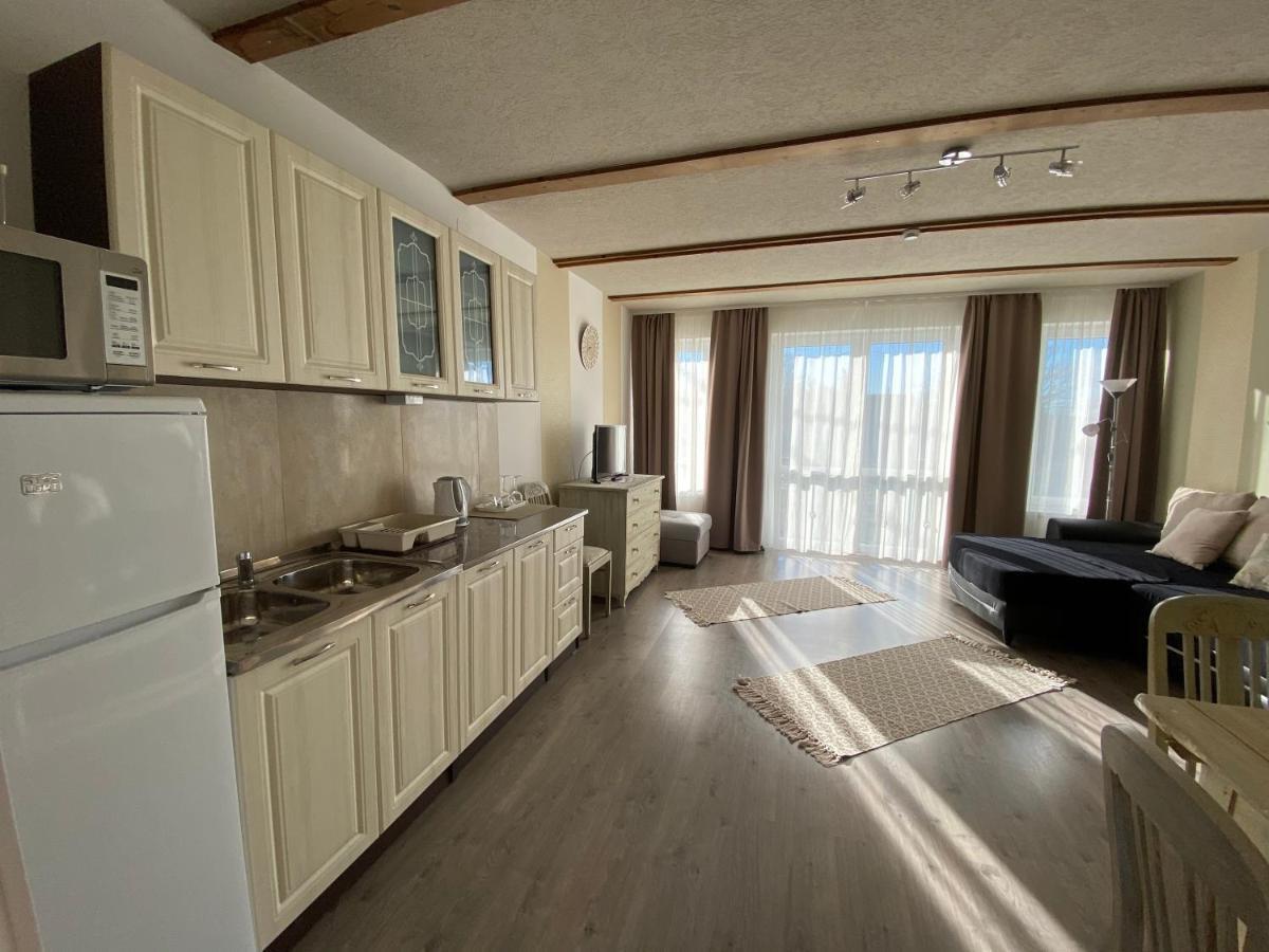 Platán Apartmanház Balatongyörök Exterior foto