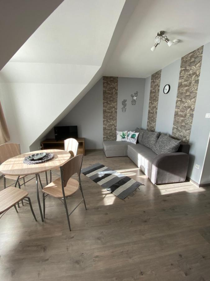 Platán Apartmanház Balatongyörök Exterior foto