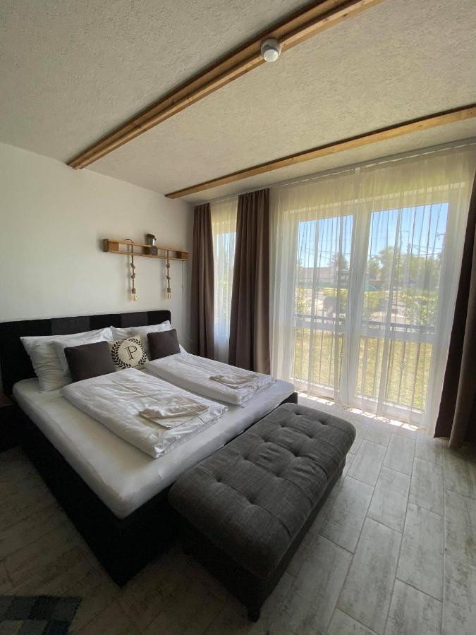 Platán Apartmanház Balatongyörök Exterior foto