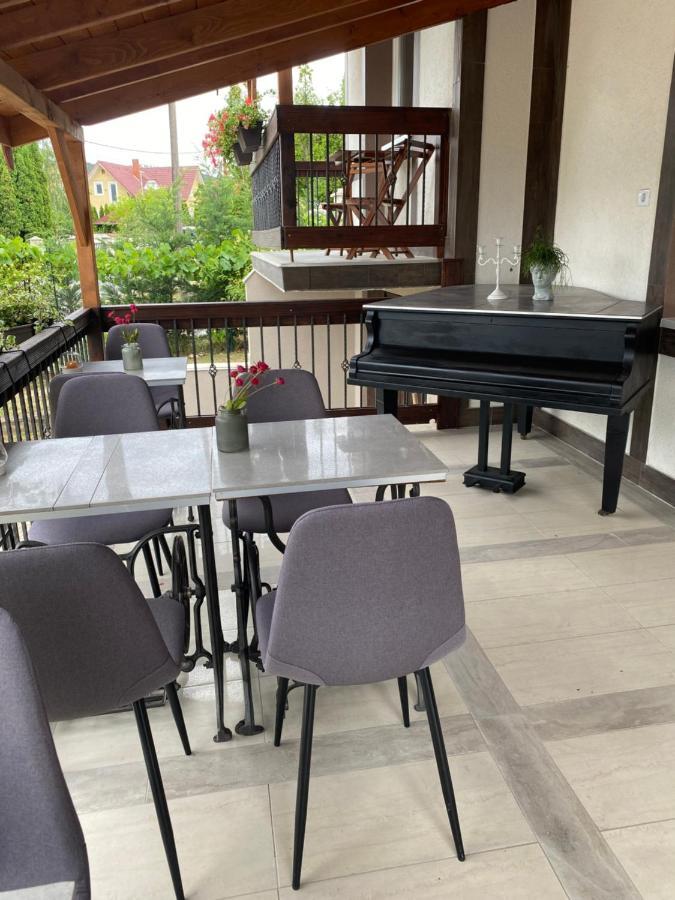 Platán Apartmanház Balatongyörök Exterior foto